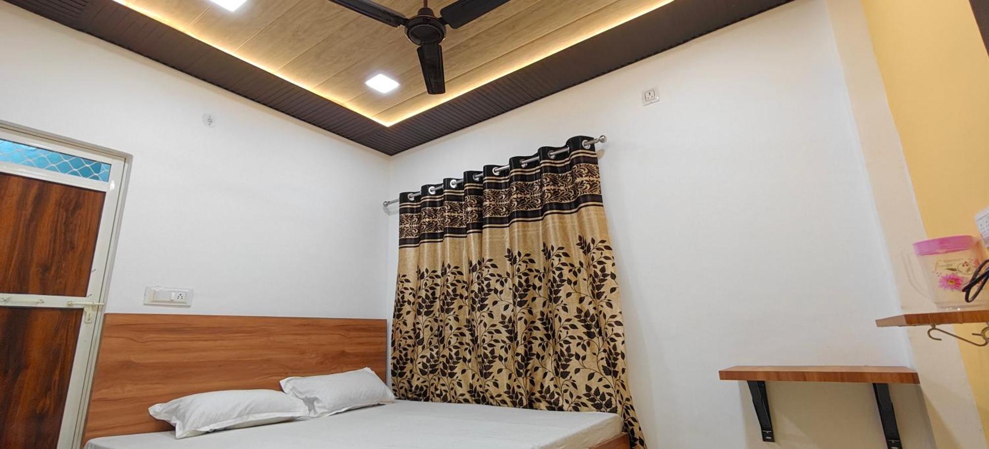 Hotel Mashaal- A Light Lit By Vidhata Jhānsi Esterno foto